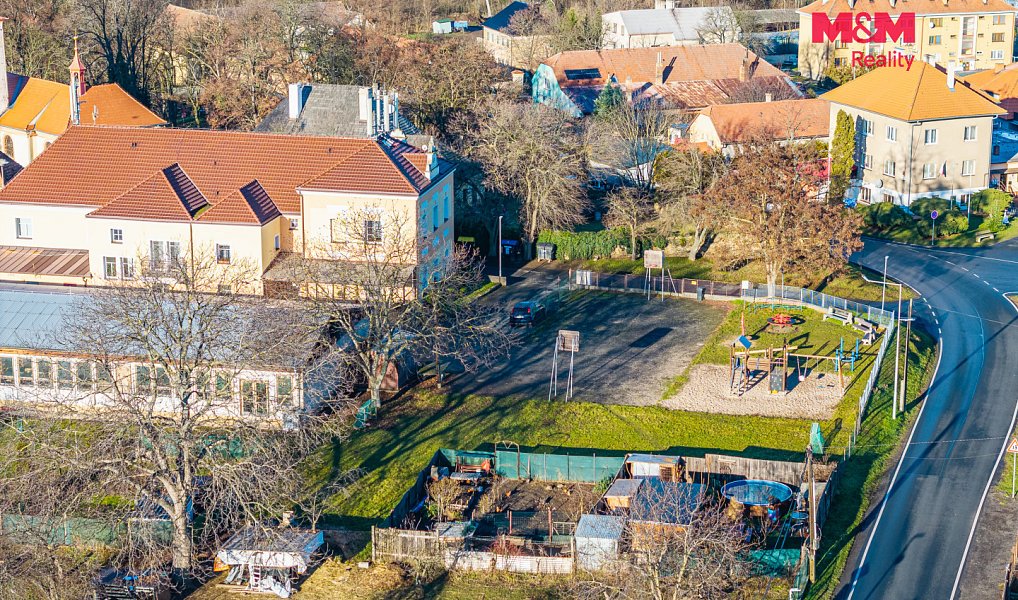 Prodej stavebního pozemku 1 000 m², Svojšice – náhled fotky 5