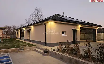 Prodej domu 166 m² s pozemkem 1 000 m², Rostoklaty - Nová Ves II, okres Kolín