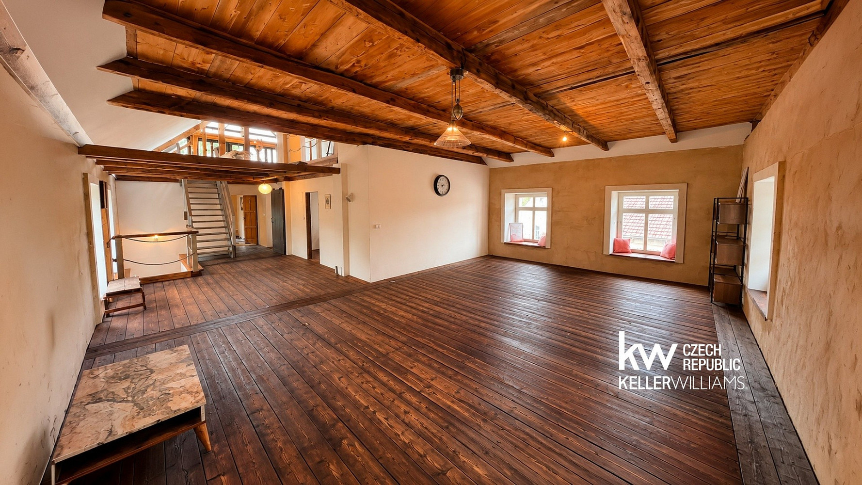 Prodej domu 343 m² s pozemkem 1 283 m² – fotografie 2