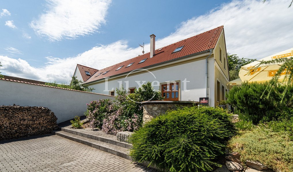 Prodej ubytovacího objektu 580 m², Kvítkovice – náhled fotky 4