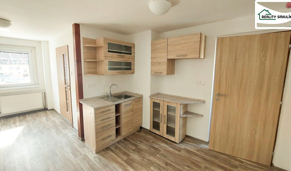 Pronájem výrobních prostor 176 m², Mariánské Lázně – náhled fotky 12