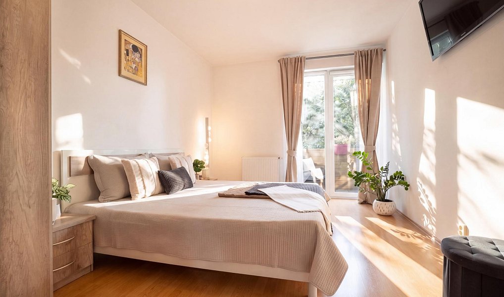 Prodej bytu 2+kk 63 m², Praha – náhled fotky 2