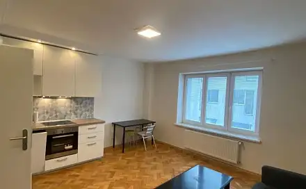 Pronájem bytu 3+kk 85 m²