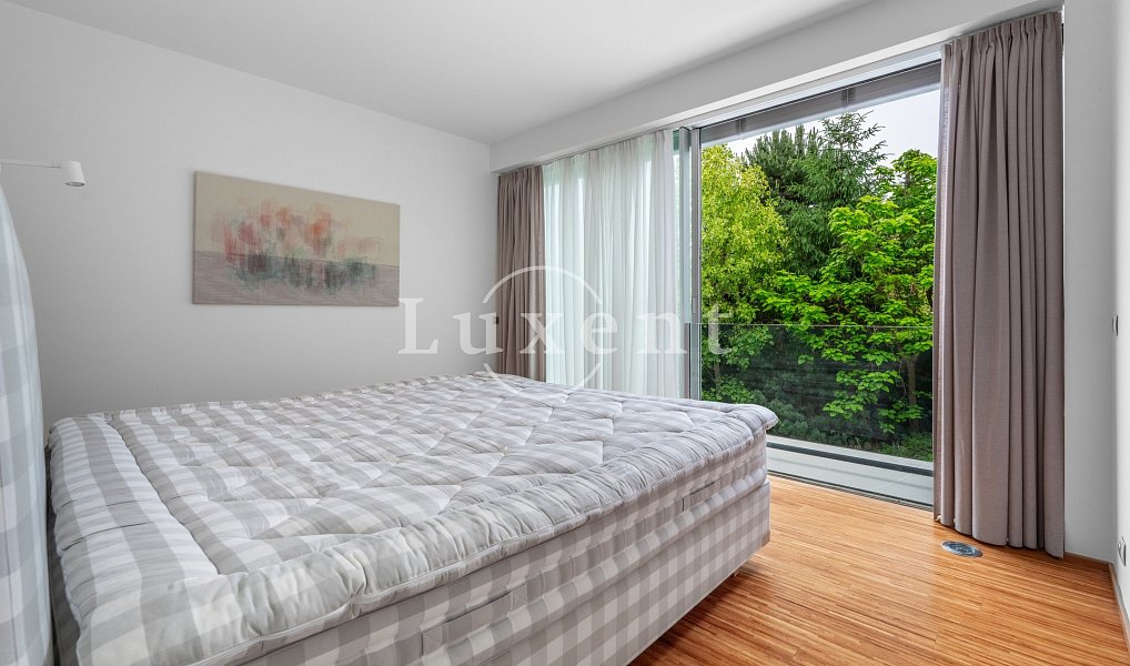 Prodej domu 660 m² s pozemkem 1 136 m², Průhonice – náhled fotky 11