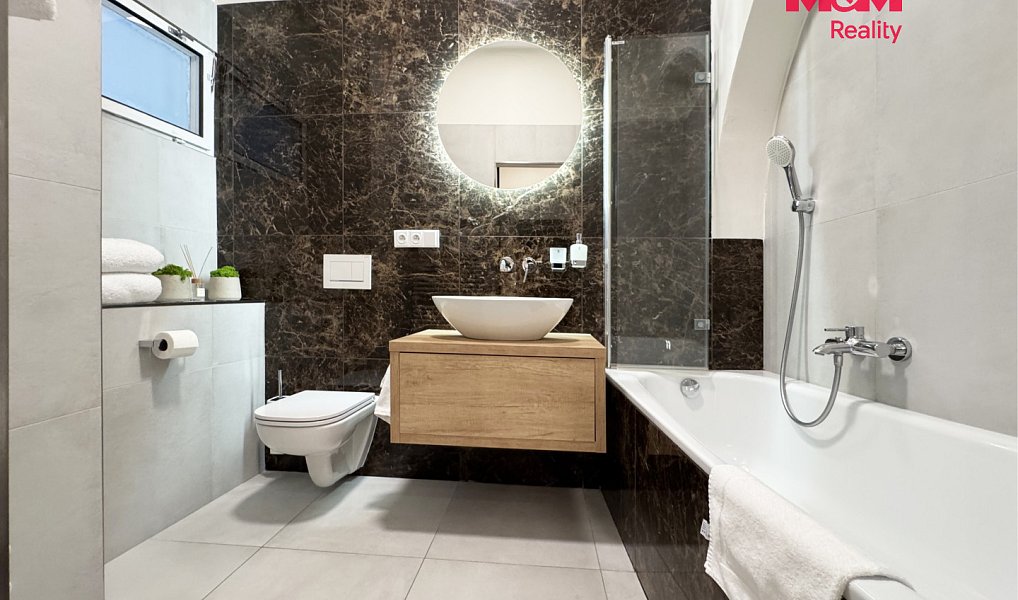 Pronájem bytu 2+1 51 m², Karlovy Vary – náhled fotky 2