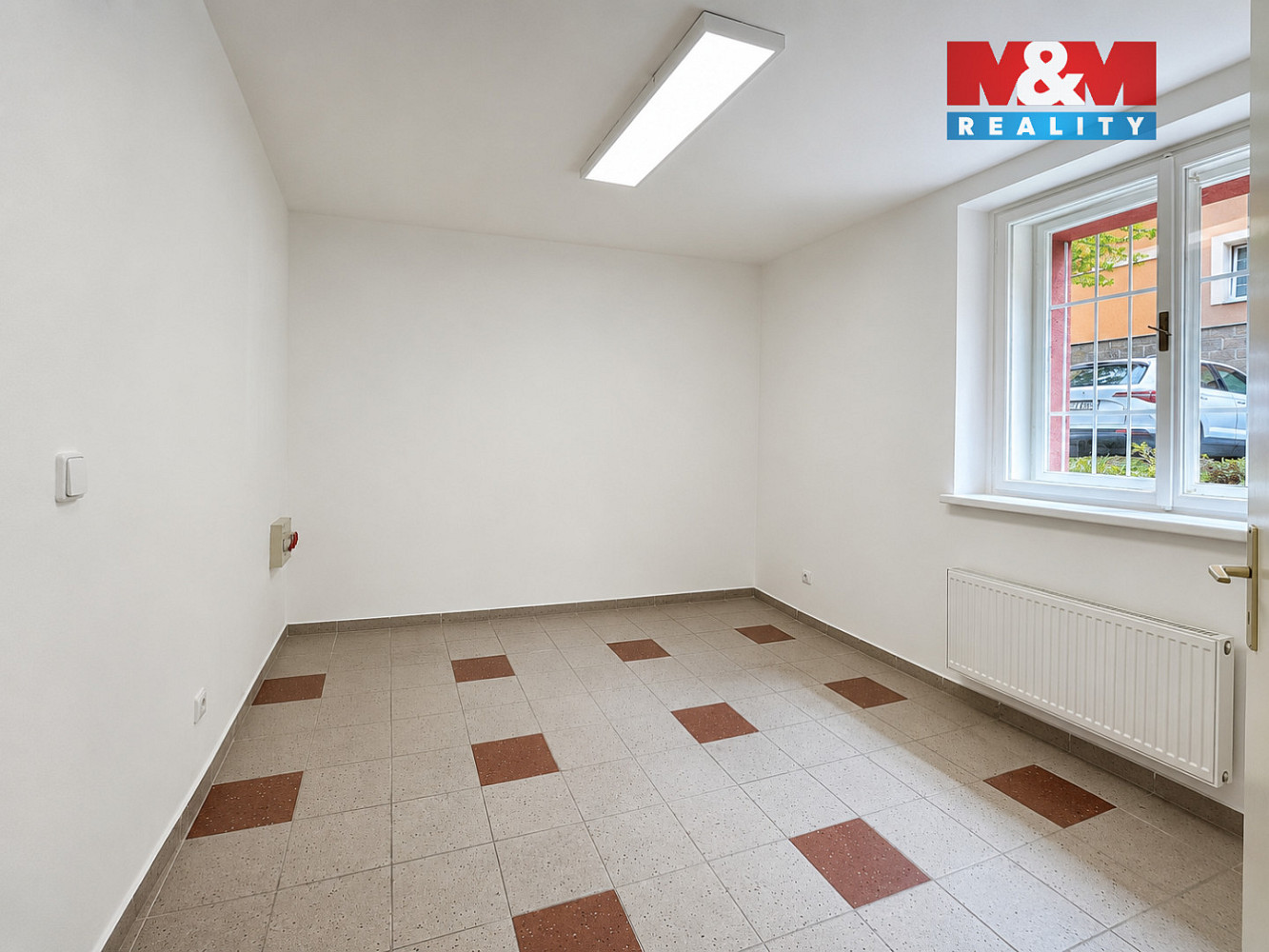 Pronájem kanceláře 140 m² — photo 3