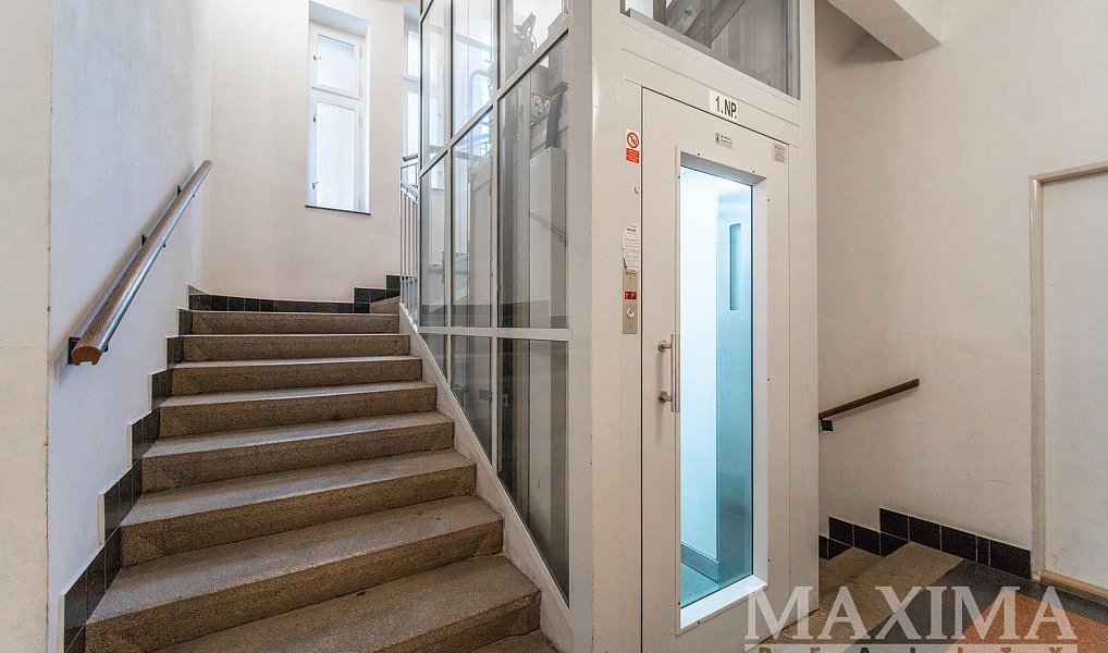 Prodej bytu 3+1 136 m², Praha – náhled fotky 17