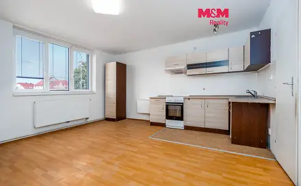 Prodej bytu 2+kk 42 m², Mírová, Milovice, okres Nymburk