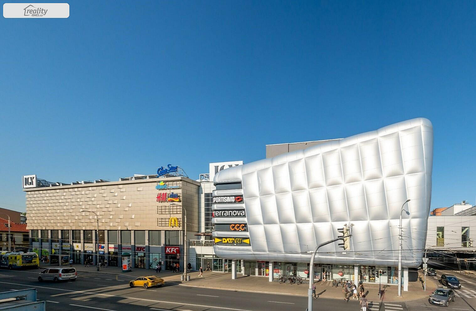 Pronájem kanceláře 500 m² — photo 2