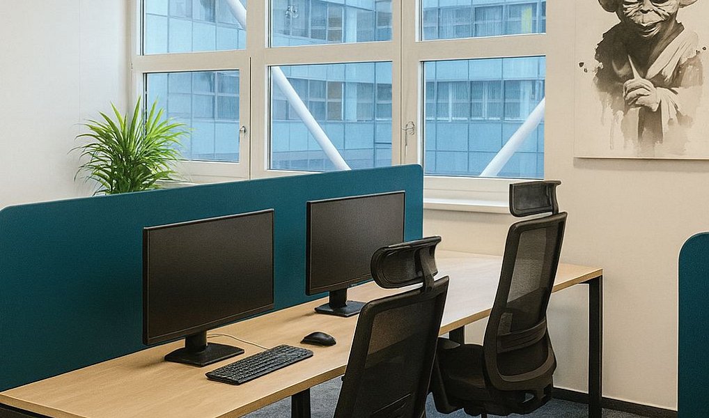 Pronájem kanceláře 740 m², Praha – náhled fotky 2