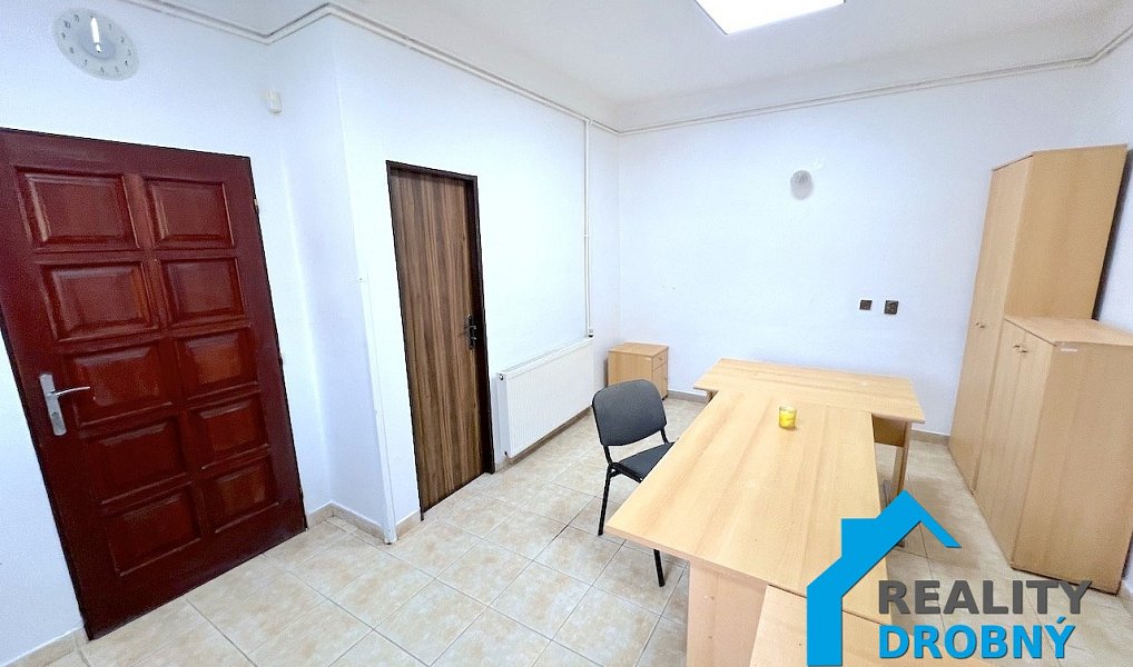 Pronájem kanceláře 19 m², Děčín – náhled fotky 3