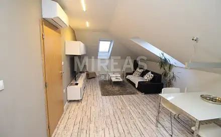 Pronájem bytu 3+kk 72 m², Husova, Poděbrady - Poděbrady II, okres Nymburk
