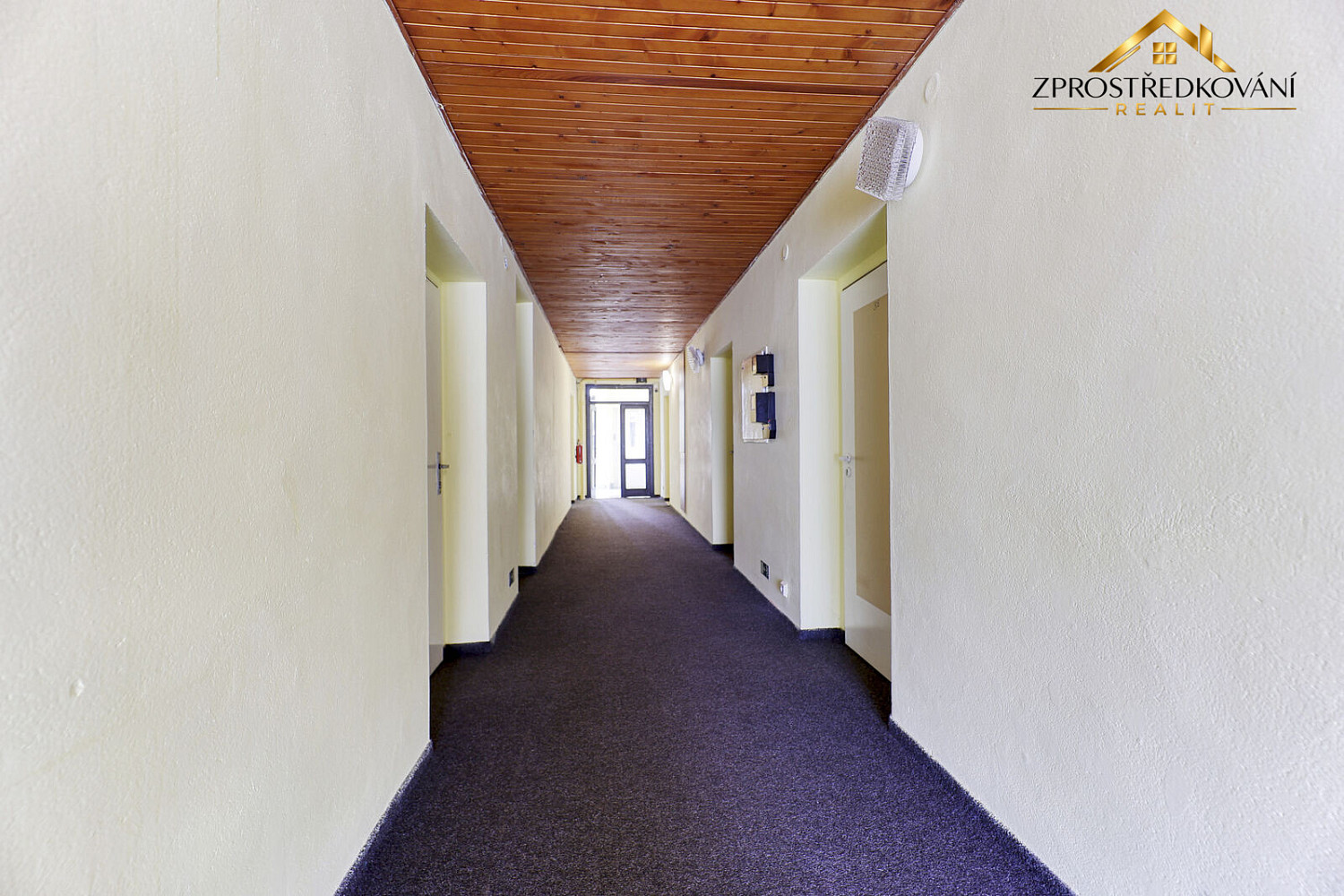 Prodej ubytovacího objektu 1 960 m² – fotografie 3