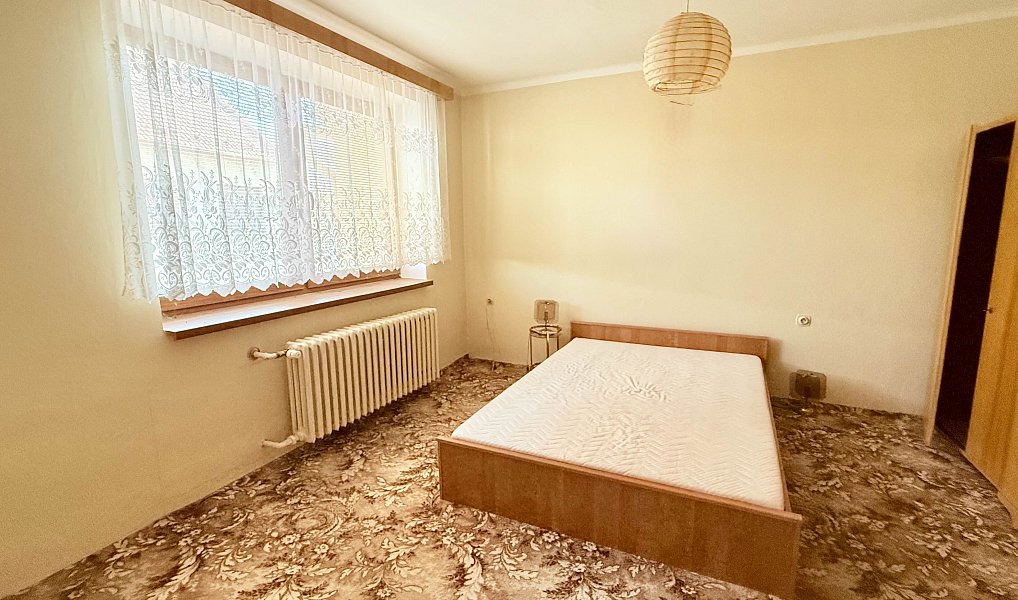 Prodej domu 160 m² s pozemkem 1 044 m², Rataje – náhled fotky 23