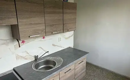 Pronájem bytu 1+1 30 m², Dlouhá, Bruntál