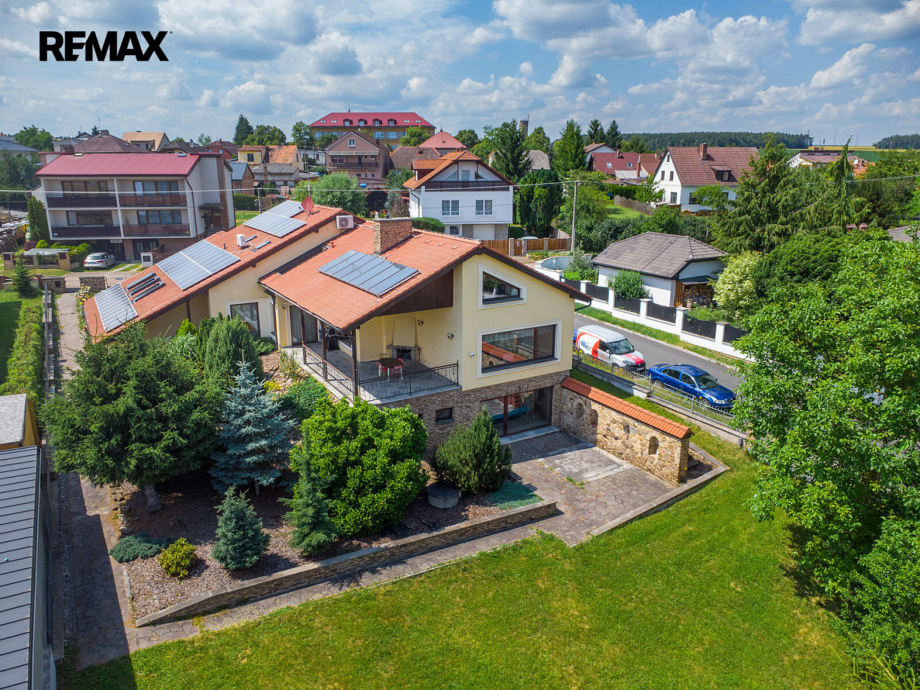 Prodej domu 570 m² s pozemkem 1 464 m² – fotografie 2