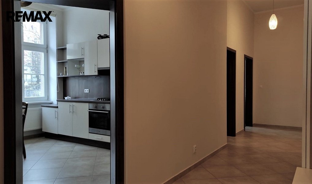 Prodej bytu 3+1 85 m², Karlovy Vary – náhled fotky 14