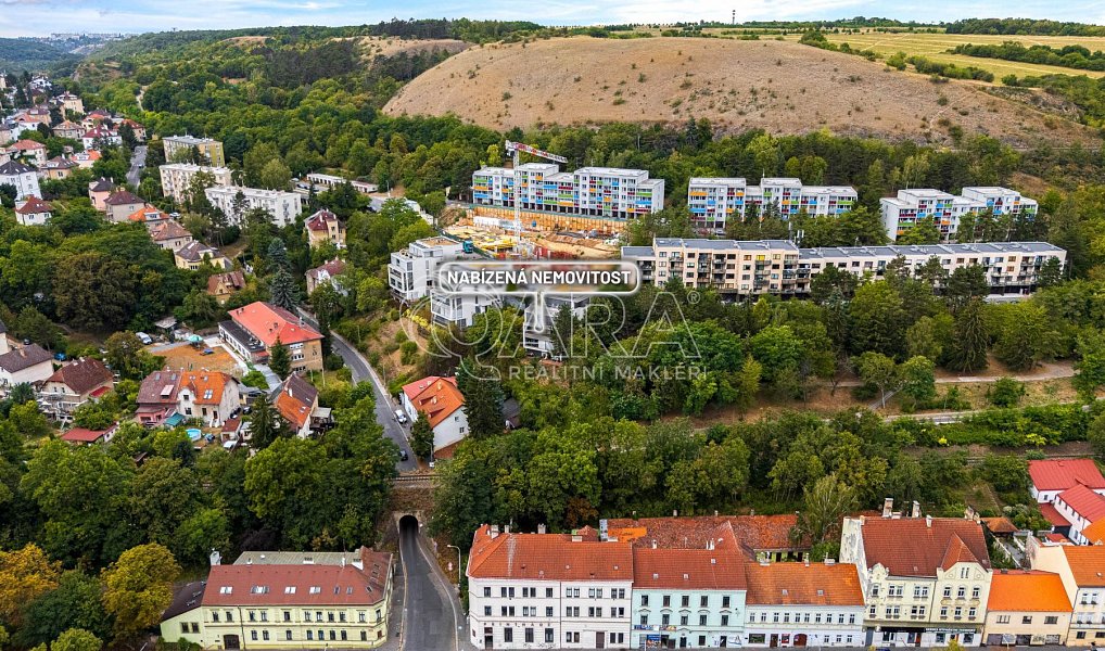 Prodej bytu 3+kk 111 m², Praha – náhled fotky 31