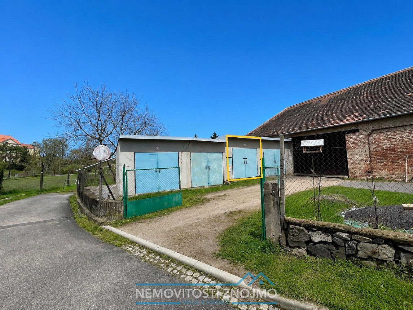 Prodej garáže v Sedlešovicích, 250m od koupaliště Louka ve Znojmě – fotografie 5