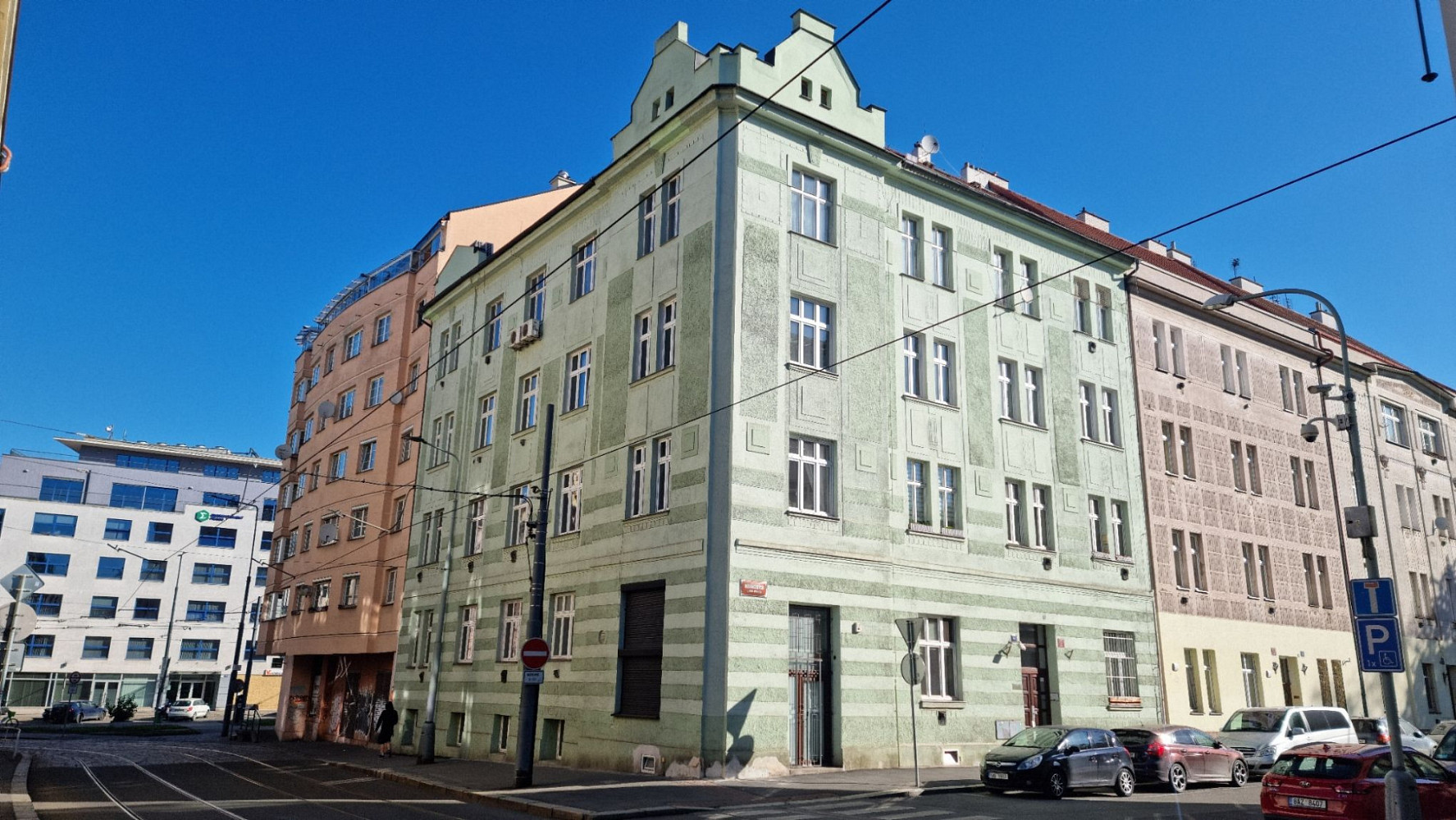 Prodej nájemního domu, činžáku 171 m²