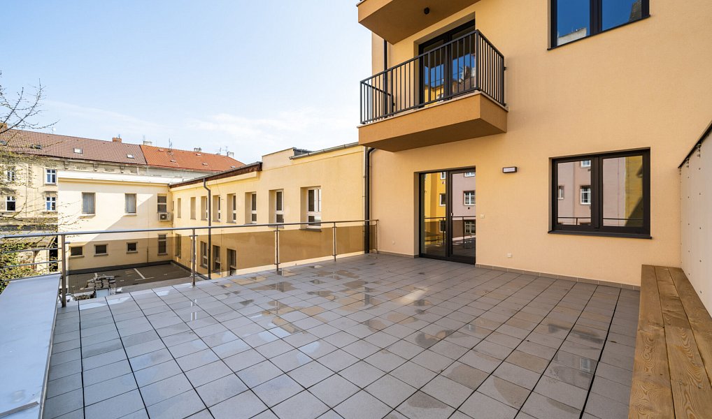 Pronájem bytu 2+kk 53 m², Plzeň – náhled fotky 2