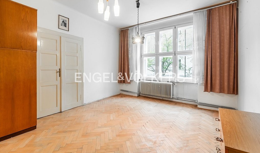 Prodej bytu 2+1 94 m², Praha – náhled fotky 2