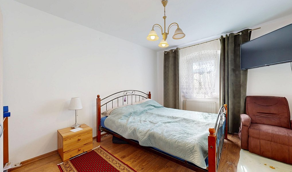Prodej domu 313 m² s pozemkem 2 261 m², Dobkovice – náhled fotky 4