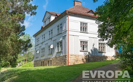 Prodej domu 320 m² s pozemkem 7 861 m², A. Jiráska, Hostinné, okres Trutnov