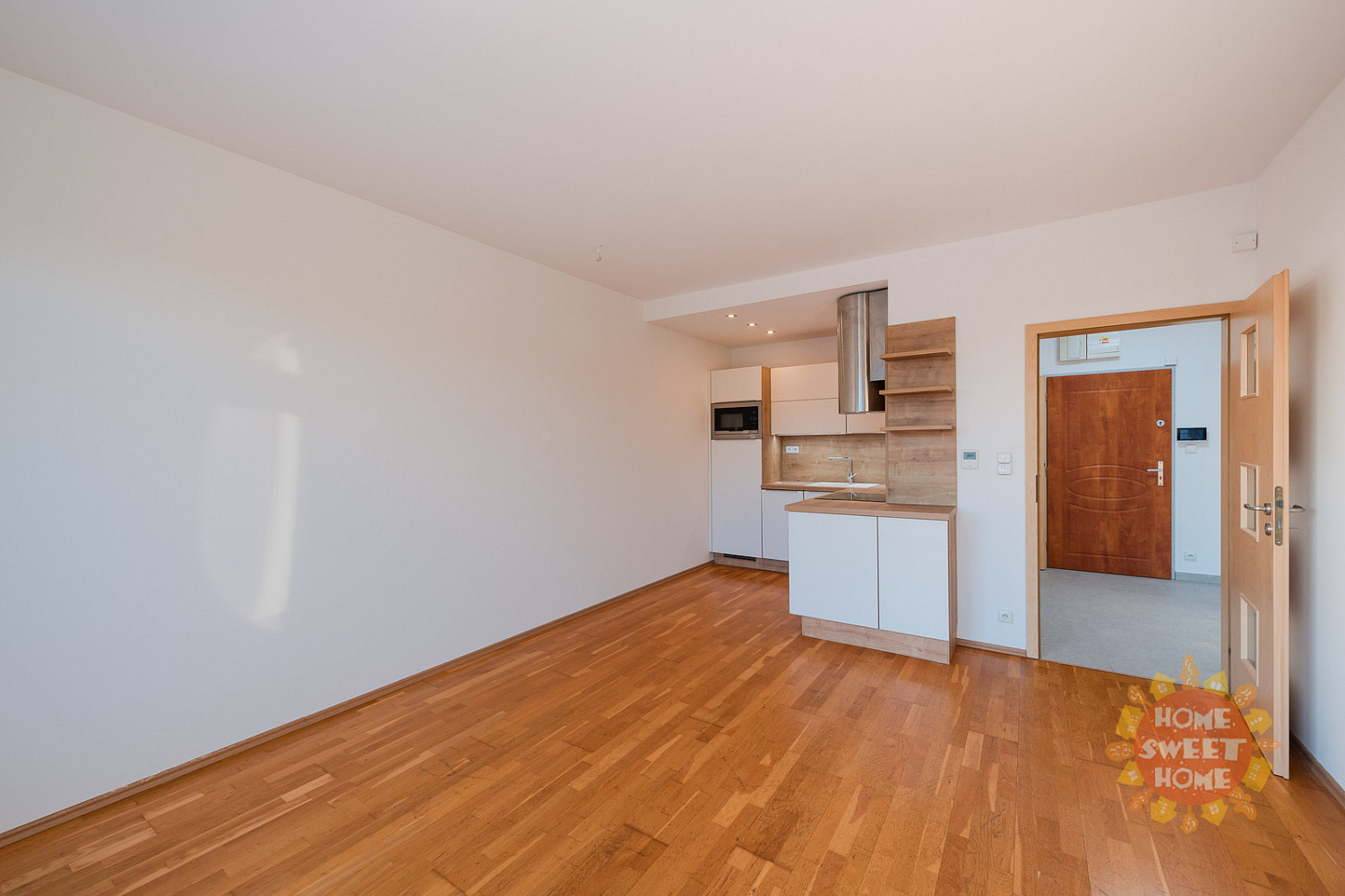 Pronájem bytu 2+kk 50 m² – pohled 4