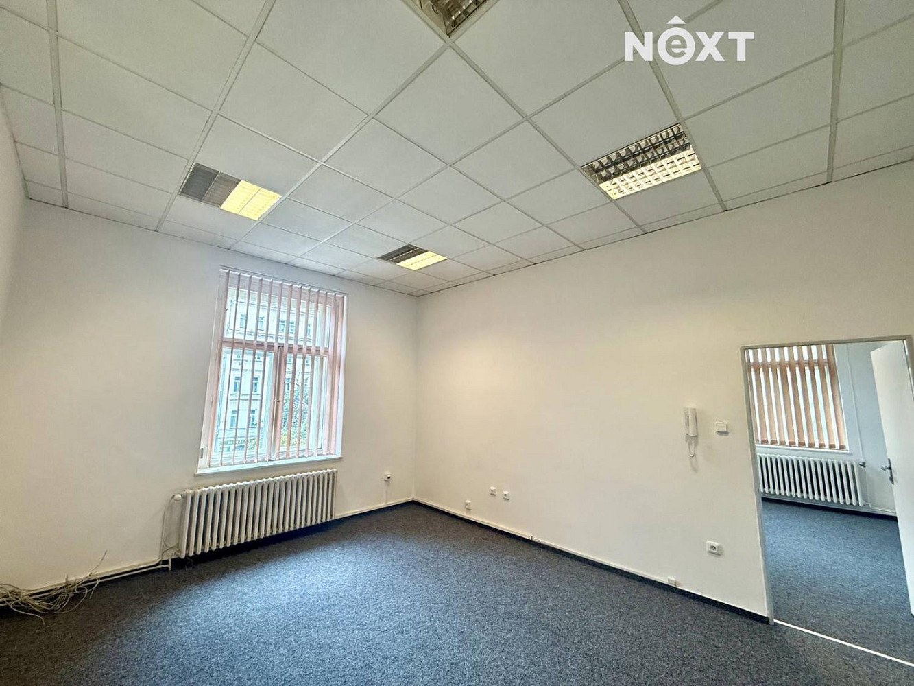 Pronájem kanceláře 36 m² — photo 2