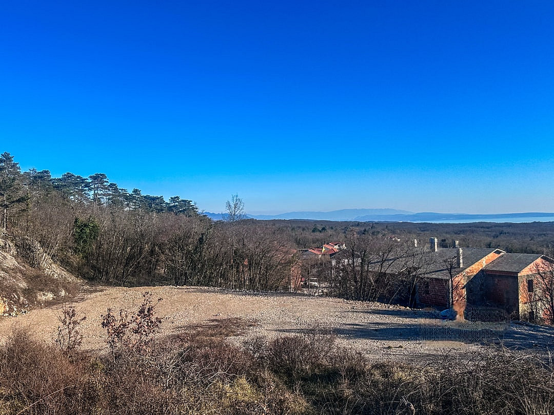 Prodej stavebního pozemku 830 m²