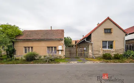 Prodej domu 180 m² s pozemkem 1 396 m², Počedělice - Volenice, okres Louny