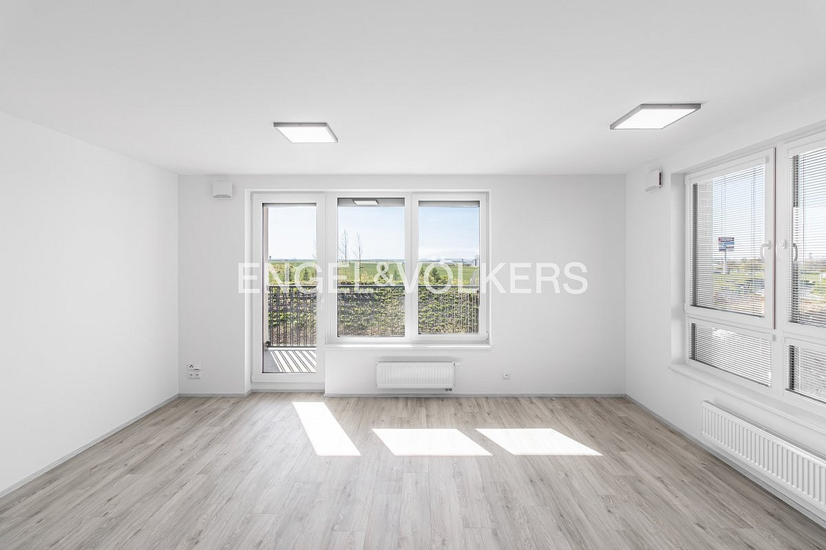 Pronájem bytu 4+kk 89 m² — photo 4