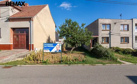 Prodej stavebního pozemku 1 623 m², Tvrdonice, okres Břeclav