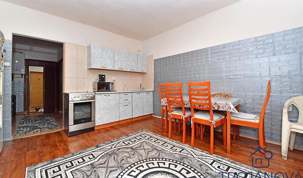 Prodej domu 306 m² s pozemkem 150 m², Petroupim – náhled fotky 13