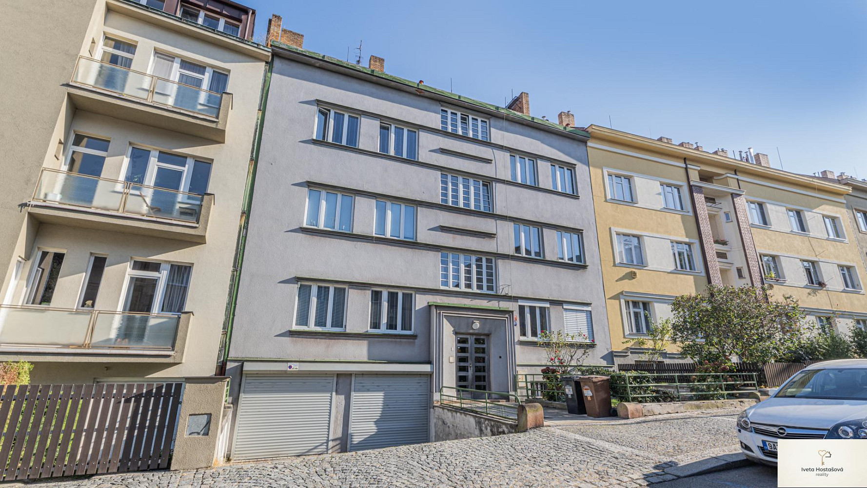 Pronájem bytu 2+kk 67 m² – fotografie 2