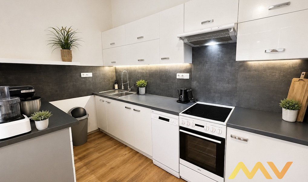 Prodej bytu 2+kk, 61 m², Hradec Králové
