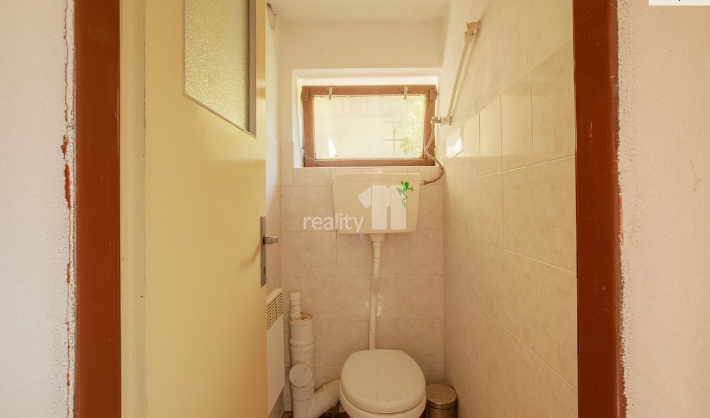 Prodej domu 220 m² s pozemkem 907 m², Žebrák – náhled fotky 48