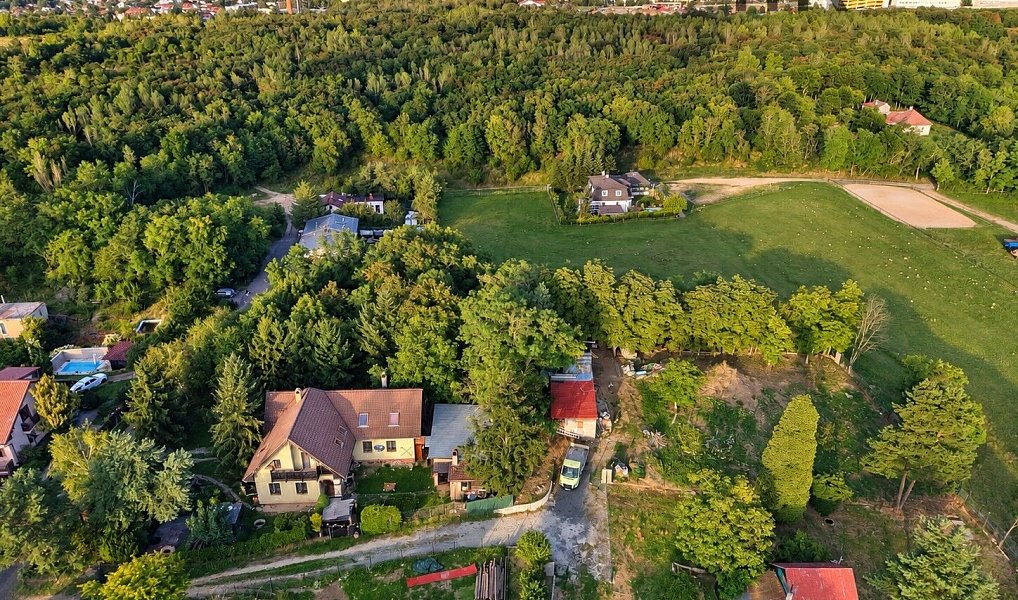 Prodej stavebního pozemku 1 676 m², Praha – náhled fotky 7