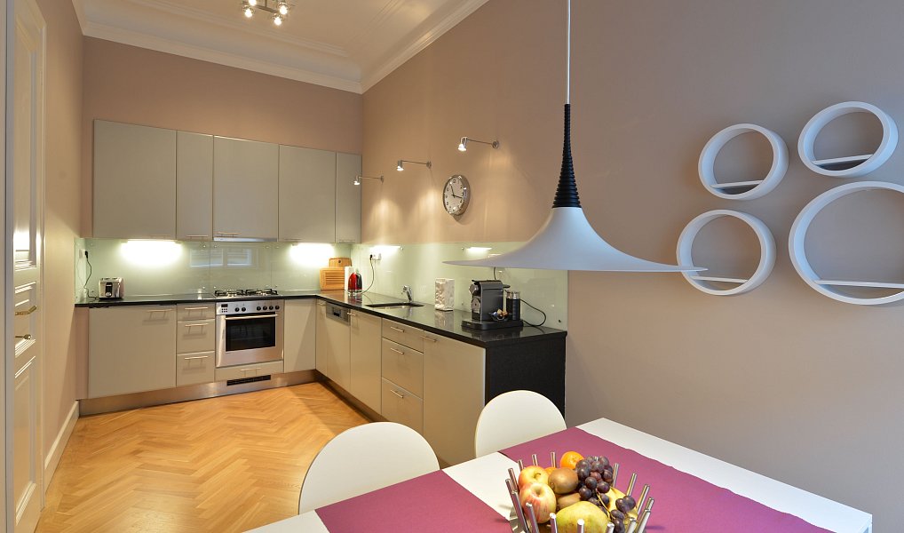 Pronájem bytu 2+1 72 m², Praha – náhled fotky 4