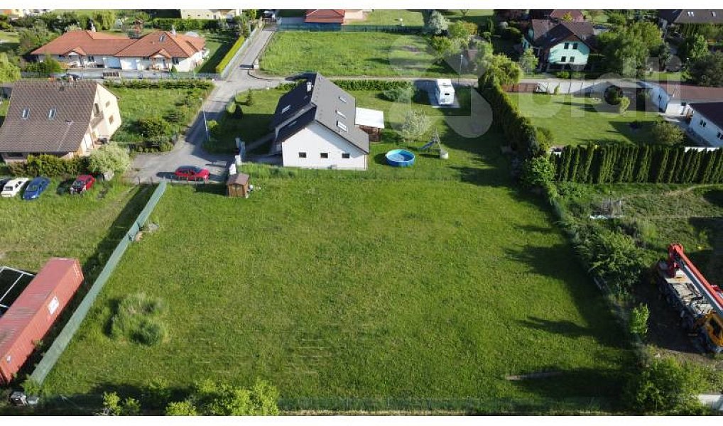 Prodej stavebního pozemku 1 532 m², Nučice – náhled fotky 3