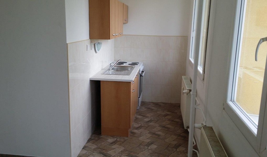 Pronájem bytu 1+1 27 m², Most – náhled fotky 3