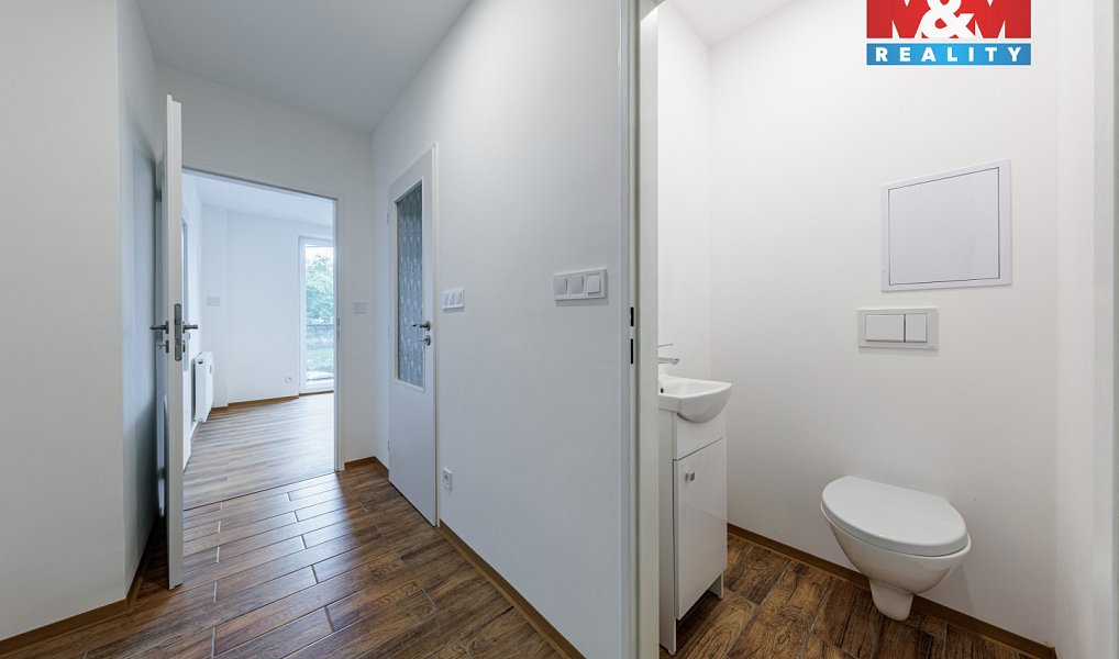 Prodej bytu 3+1 55 m², Nová Ves – náhled fotky 11