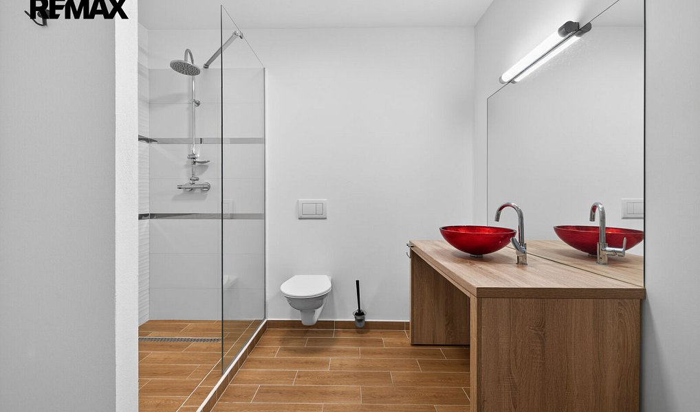 Prodej ubytovacího objektu 1 978 m², Jeseník – náhled fotky 3