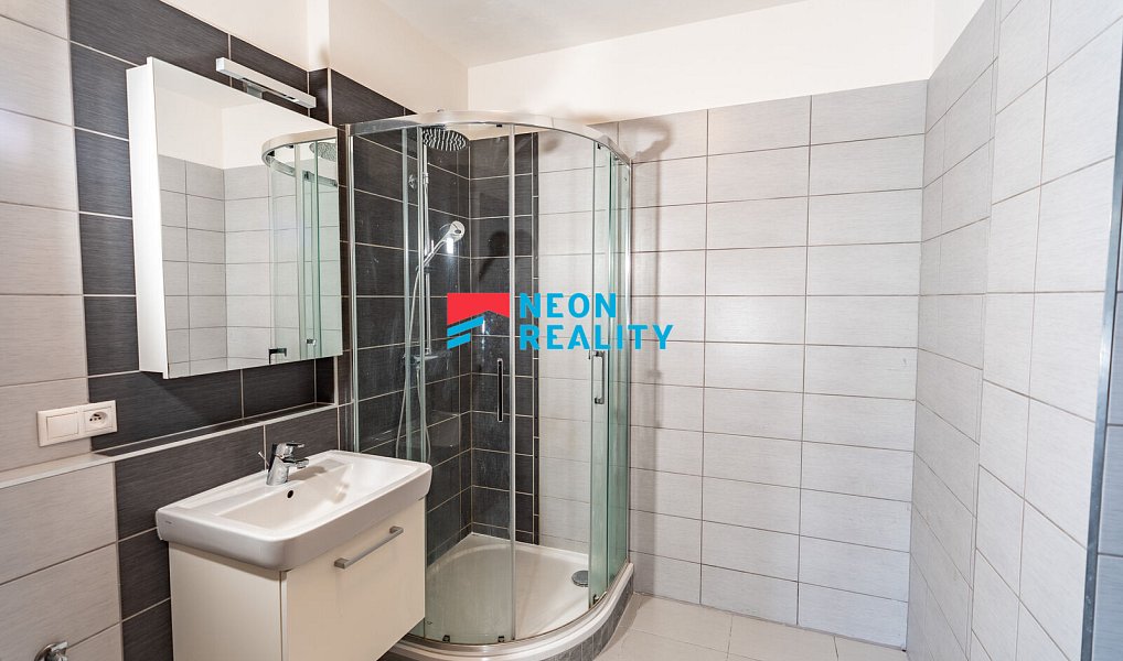 Pronájem bytu 2+kk 68 m², Čeladná – náhled fotky 6