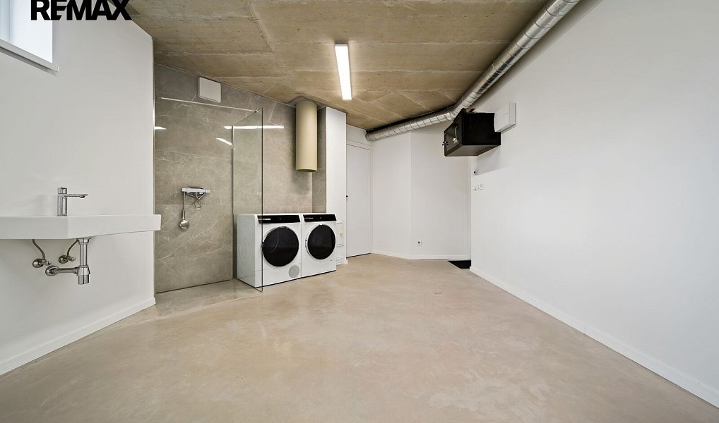 Prodej domu 167 m² s pozemkem 830 m², Šumice – náhled fotky 16