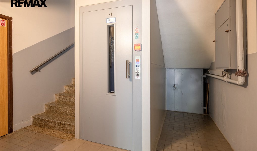 Prodej bytu 3+1 69 m², Cheb – náhled fotky 23