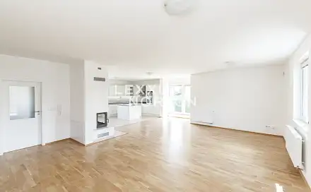 Pronájem domu 400 m² s pozemkem 10 000 m², Pod Valem II., Průhonice, okres Praha-západ