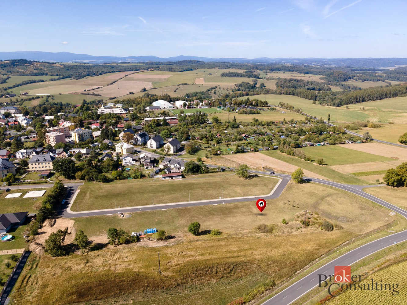Prodej pozemku 1 472 m² – fotografie 3