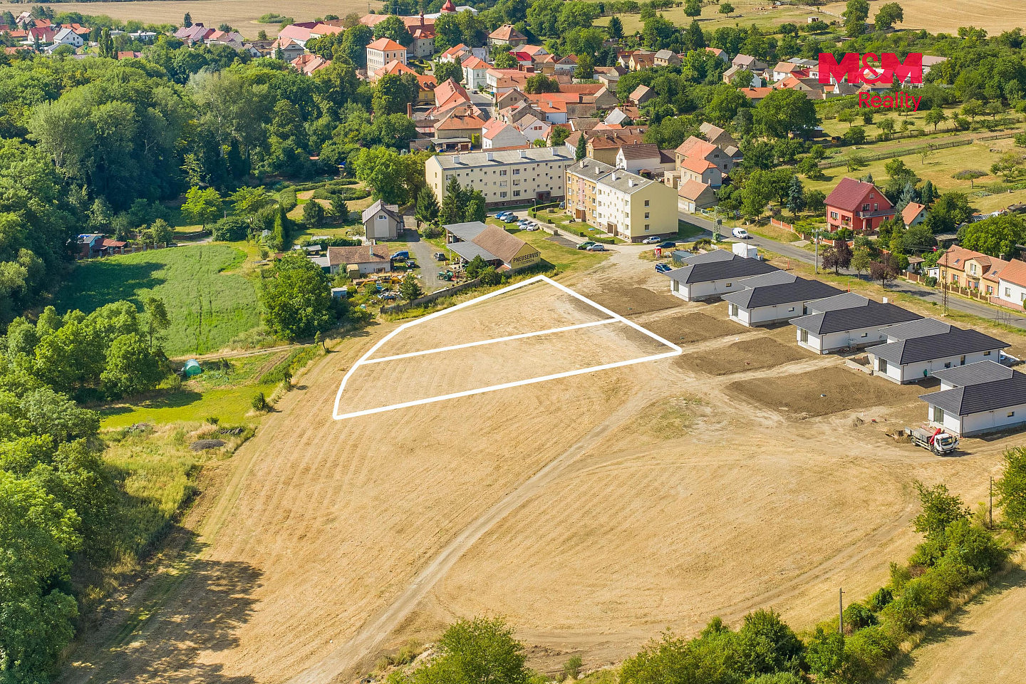 Prodej stavebního pozemku 1 128 m² – fotografie 3